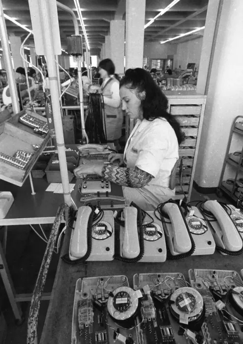 Framed Print : Women's workplaces at Siemens on 22