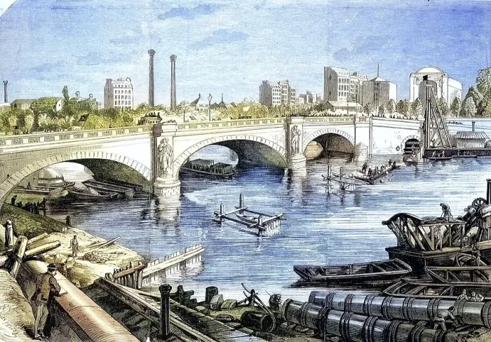 Framed Print : Work in front of the Pont de l'Alma to lay the sewage pipe at the bottom of the Seine