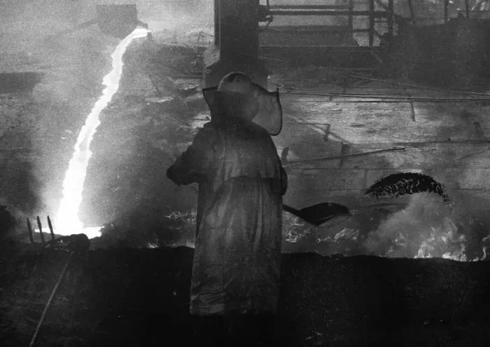 Framed Print : The work of the steelworkers, like here on 31 August 1971 at the Mannesmann-Huettenwerke in Duisburg