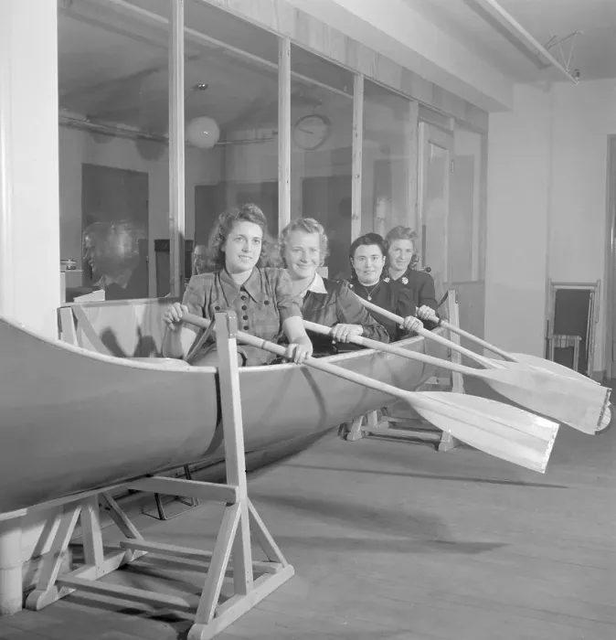 Framed Print : Workers in the 1940s. Four women at the ABC Sport equipment factory in Kungaelv