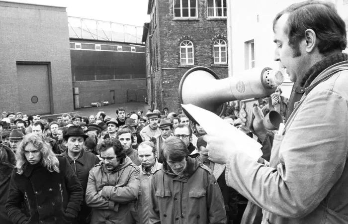 Framed Print : The workers defended themselves against the threat of closure of their Stuebbe-Demag factory by occupying their Framed Print : The workers defended themselves against the threat of closure of their Stuebbe-Demag factory by occupying their