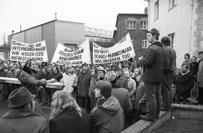 Framed Print : The workers defended themselves against the threat of closure of their Stuebbe-Demag factory by occupying their