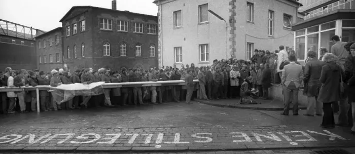 Framed Print : The workers defended themselves against the threat of closure of their Stuebbe-Demag factory by occupying their