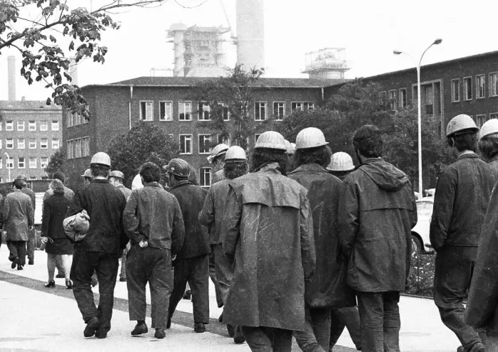 Framed Print : Workers and employees of Chemische Werke Huels (CWH)