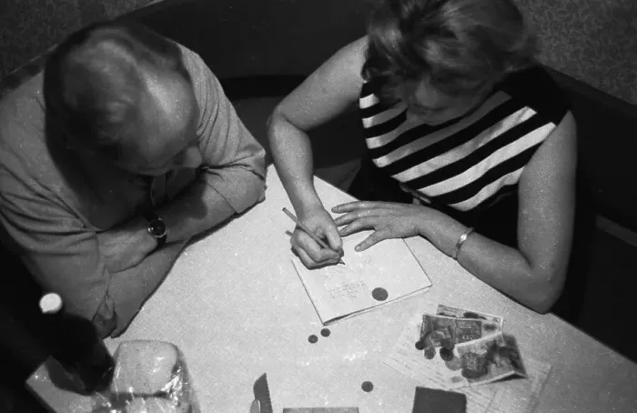 Framed Print : Workers, salaried employees and other low-income earners have to calculate with a sharp pencil