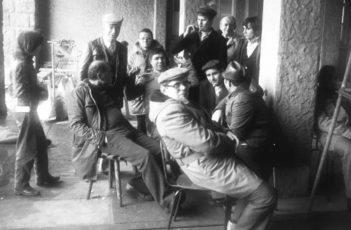 Framed Print : Workers at Vereinigte Deutsche Metallwerke AG (VDM)