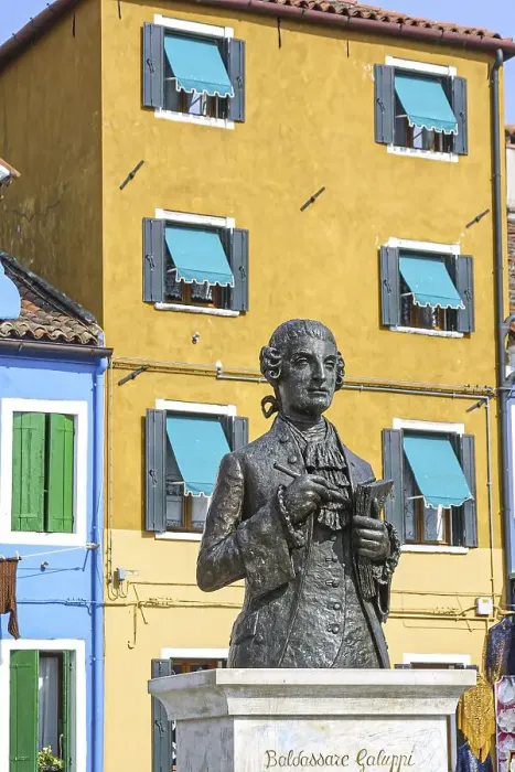 Framed Print : Yellow house in front of it Statue of Baldassare Galuppi Framed Print : Yellow house in front of it Statue of Baldassare Galuppi