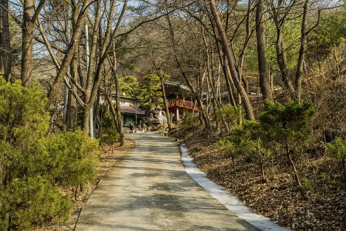 Framed Print : Yeongi-gun, South Korea. December 24