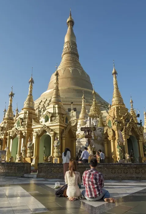 Framed Print : Young couple praying at Shwedagon Pagoda Framed Print : Young couple praying at Shwedagon Pagoda