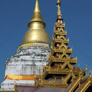 Emerald Buddha Procession Print, Wat Phra Kaeo Don Tao