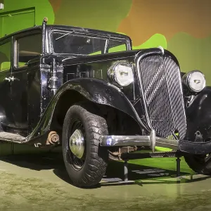 1936 Citroen Type 11 UB with gasifier