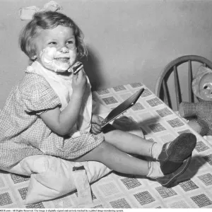 1950s Girl Pretends to Shave Print