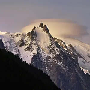 Aiguille du Midi with cloud above the summit Aiguille du Midi with cloud above the summit