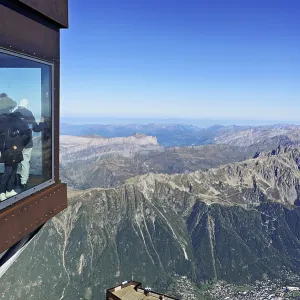 Aiguille du Midi mountain station viewing platform
