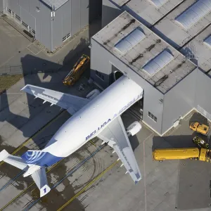 Airbus Beluga, loading in hangar