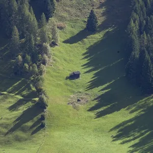 Alm mit Heustadel, Neustift im Stubai Valley