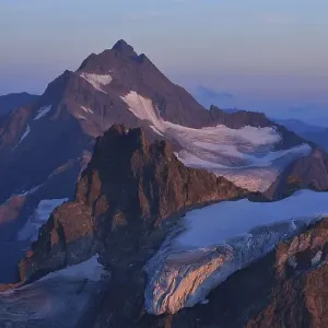 Alpine glow seen from Mount Titlis Alpine glow seen from Mount Titlis