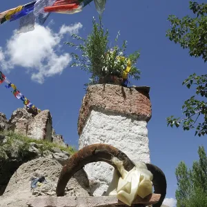 Animistic memorial with ibex horns in Stok Animistic memorial with ibex horns in Stok