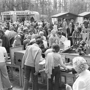 April Collection: 15 Apr 1975
