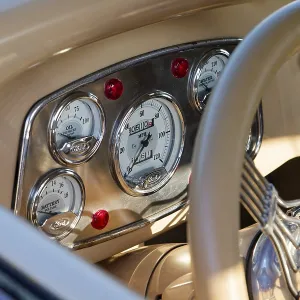Automobile, dashboard in a vintage car