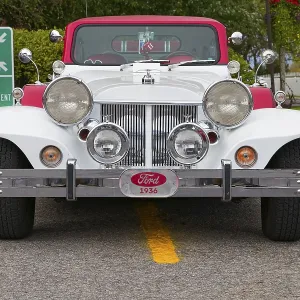 Automobile, vintage car, Province of Quebec Automobile, vintage car, Province of Quebec