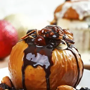 Baked apple with nuts, raisins