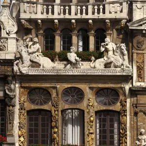 Baroque guild house of river boatmen (Le Cornett) Baroque guild house of river boatmen (Le Cornett)