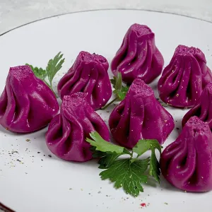 Beetroot khinkali, mini khinkali