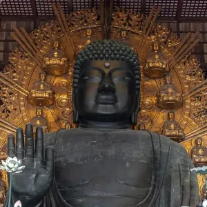 Big Buddha Statue in Todaiji Temple