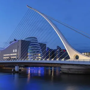Blue hour at the Samuel Becket Bridge