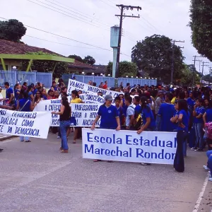 Brazil: Paritins teachers strike and demonstrate on the streets Brazil: Paritins teachers strike and demonstrate on the streets
