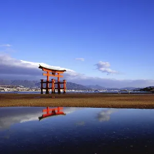 The bright red Sea-gate of Miyajima temple