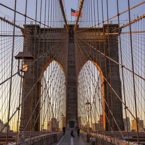 Brooklyn Bridge bei Sonnenaufgang Brooklyn Bridge bei Sonnenaufgang