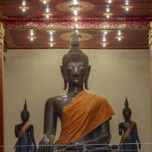 Buddha statue, Bhumispara-mudra