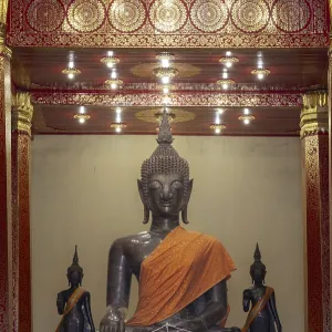 Buddha statue, Bhumispara-mudra Buddha statue, Bhumispara-mudra