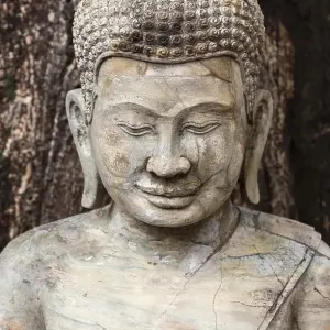 Buddha statue at Royal Palace, Phnom Penh Buddha statue at Royal Palace, Phnom Penh