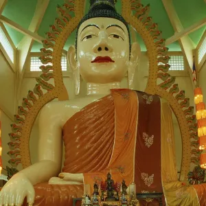 Buddha statue, Temple of 1000 Lights, Singapore Buddha statue, Temple of 1000 Lights, Singapore