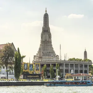 The buddhist temple Wat Arun in Bangkok The buddhist temple Wat Arun in Bangkok