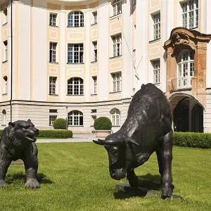 Bull and Bear, symbols for rising and dropping stock exchange prices Bull and Bear, symbols for rising and dropping stock exchange prices