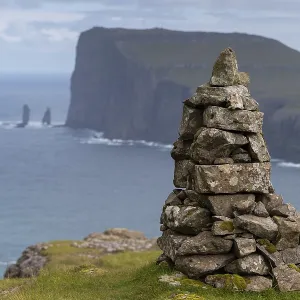 Cairns, so-called guard, Tjoernuvik or Tjornuvik Cairns, so-called guard, Tjoernuvik or Tjornuvik