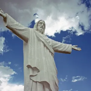 Christo Blanco statue, Cusco, Andean highlands