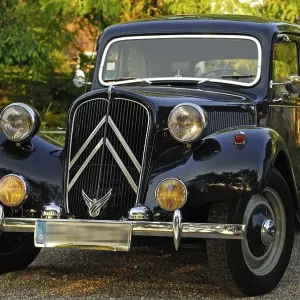 Citroen 11 CV Commercial Classic Car Print Citroen 11 CV Commercial Classic Car Print