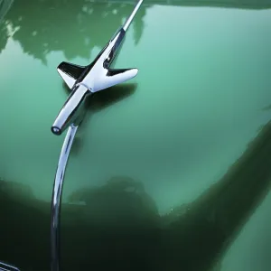 Classic car, vintage car, ornament on the bonnet