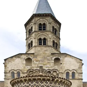 Clermont-Ferrand, Basilica of Notre-Dame-du-Port Clermont-Ferrand, Basilica of Notre-Dame-du-Port