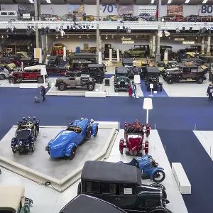 Collection of classic cars, antique vehicles and oldtimers at Autoworld