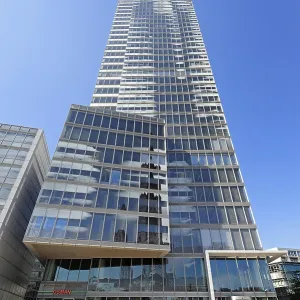 Cologne Tower, modern architecture in Mediapark