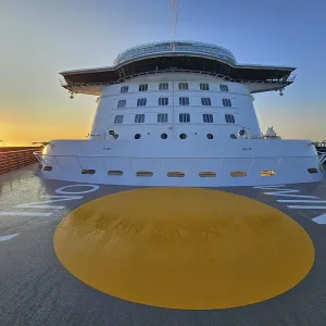 Cruise ship Mein Schiff 6, view from the hump to the bridge Cruise ship Mein Schiff 6, view from the hump to the bridge