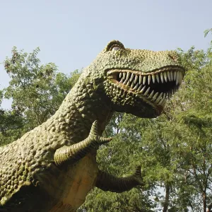 Dinosaur statue at Science city