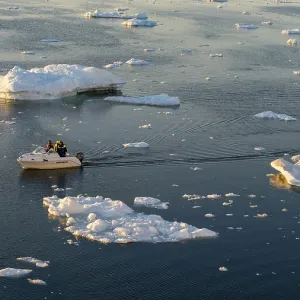 Drift ice, Disko Bay, Greenland, North America Drift ice, Disko Bay, Greenland, North America