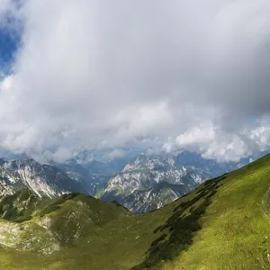 Drone image, view from the Gamsfeld into the Osterhorn group